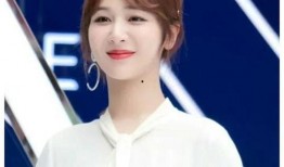 狗仔爆料娱乐圈顶流姐弟,甜蜜互动引粉丝热议